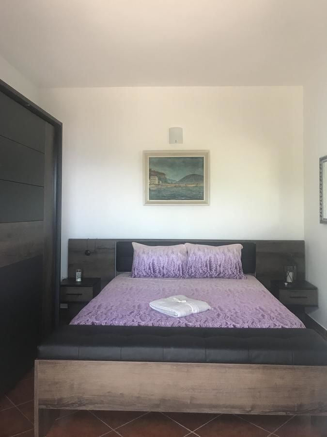 Гостевой дом Apartmani Kristina Херцег-Нови-4